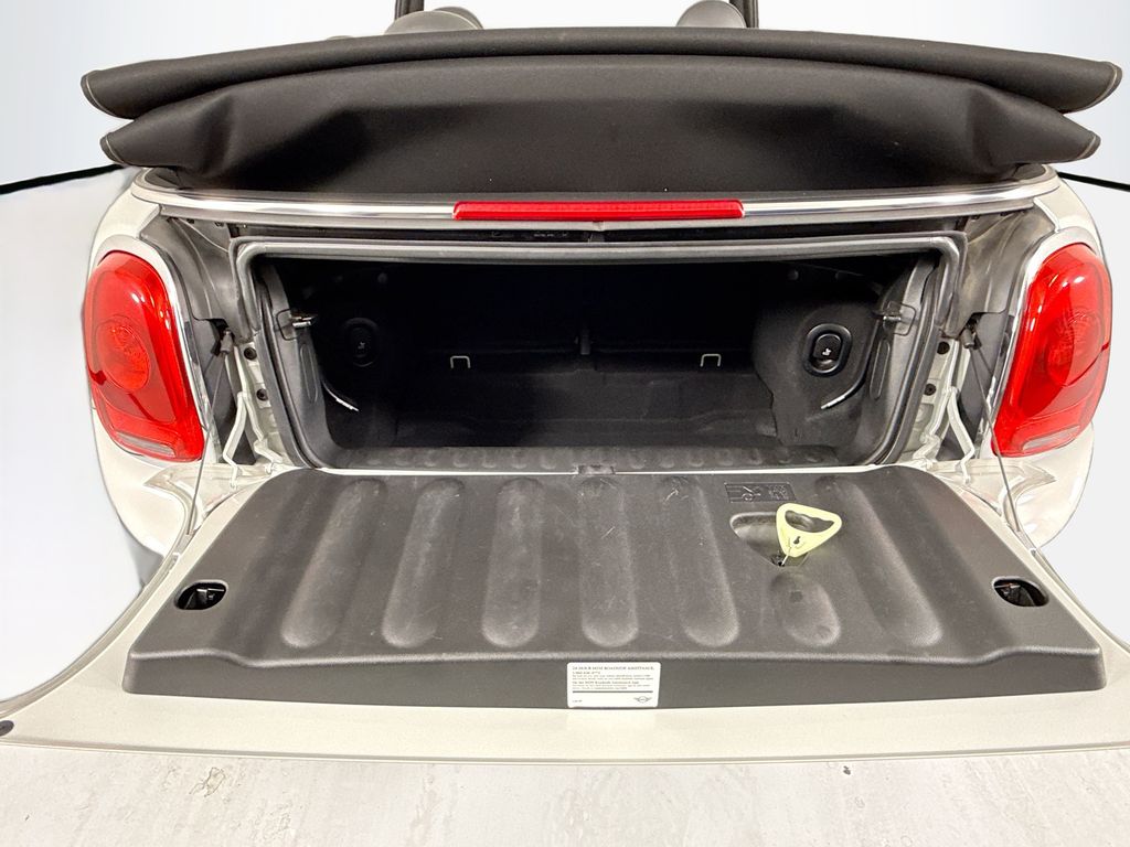 Thumbnail: 2018 MINI Cooper - 32