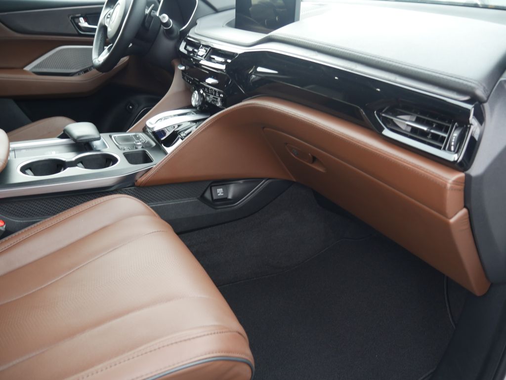 Thumbnail: 2023 Acura MDX - 28