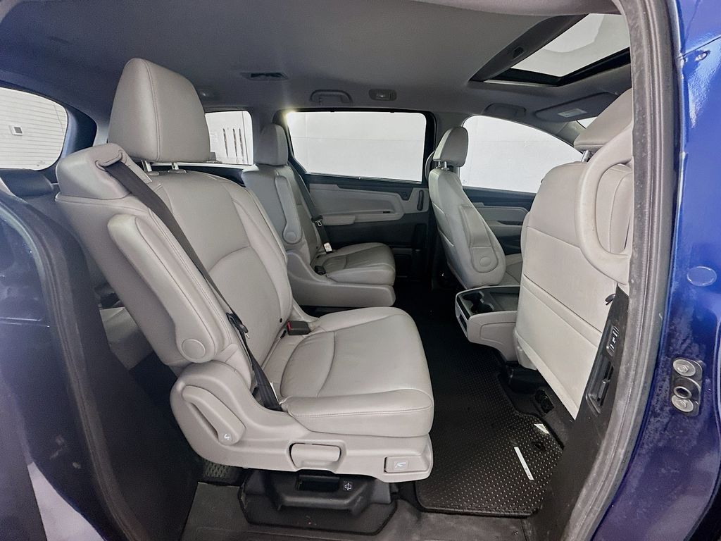 Thumbnail: 2018 Honda Odyssey - 26