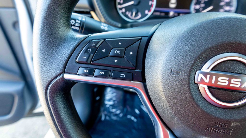 Used 2024 Nissan Sentra SV 4D Sedan