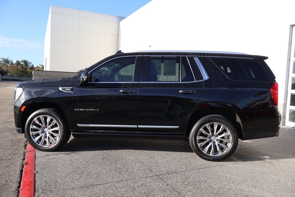 2022 GMC Yukon Denali 8