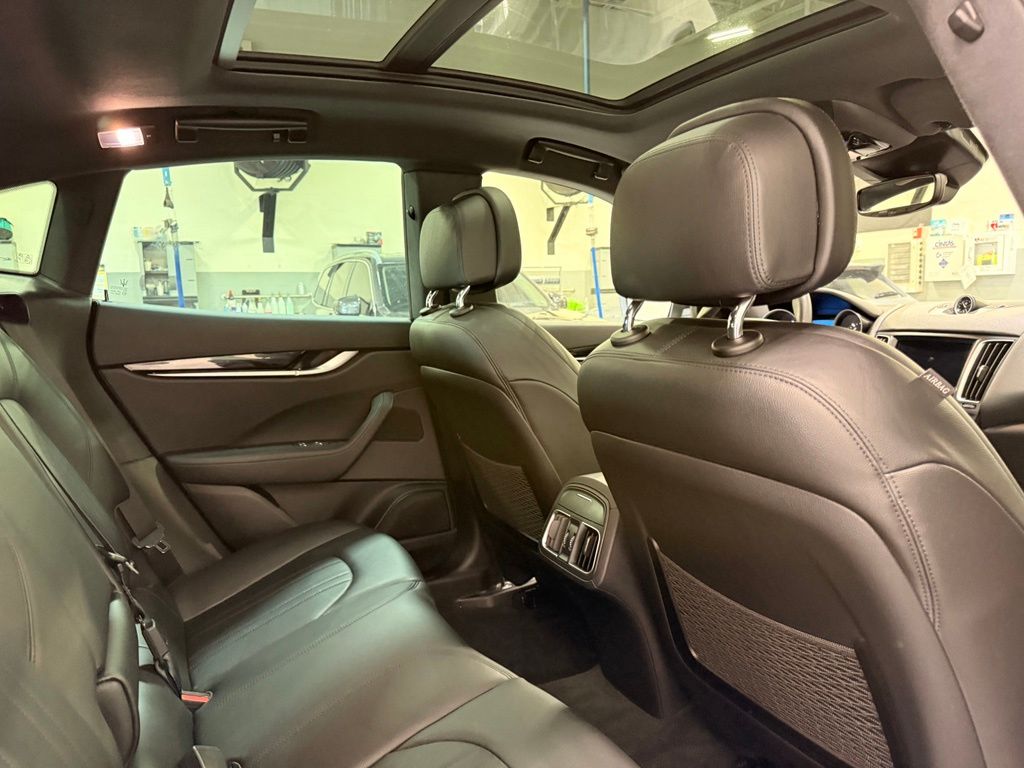 Thumbnail: 2020 Maserati Levante - 25