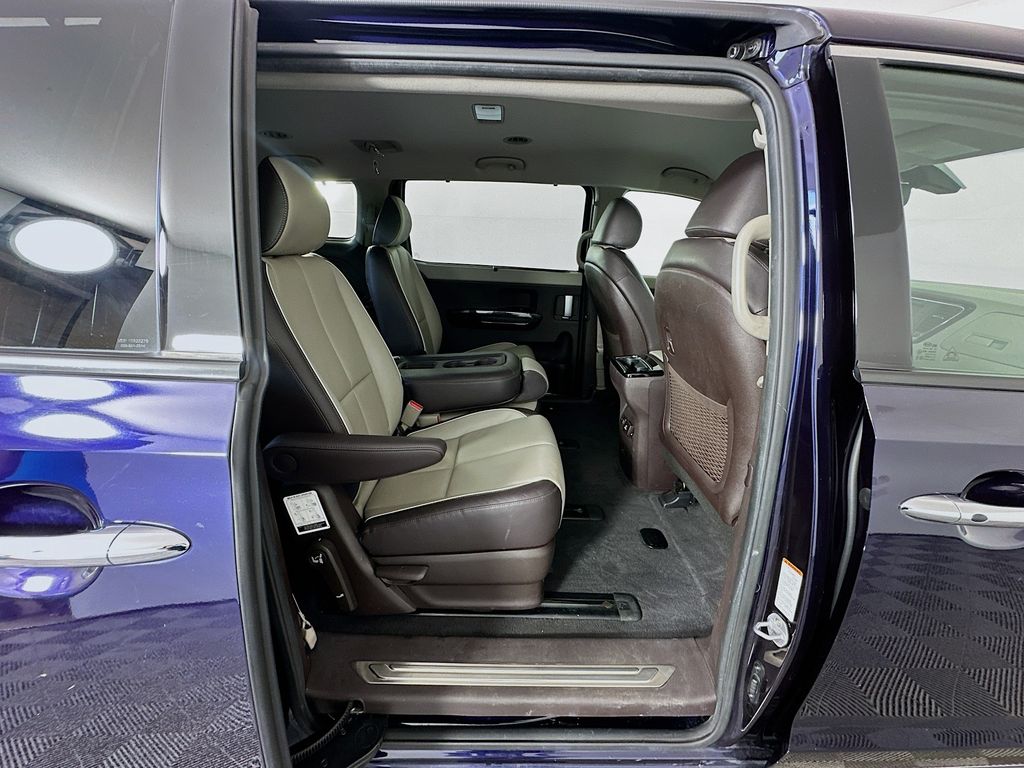 Thumbnail: 2018 Kia Sedona - 29
