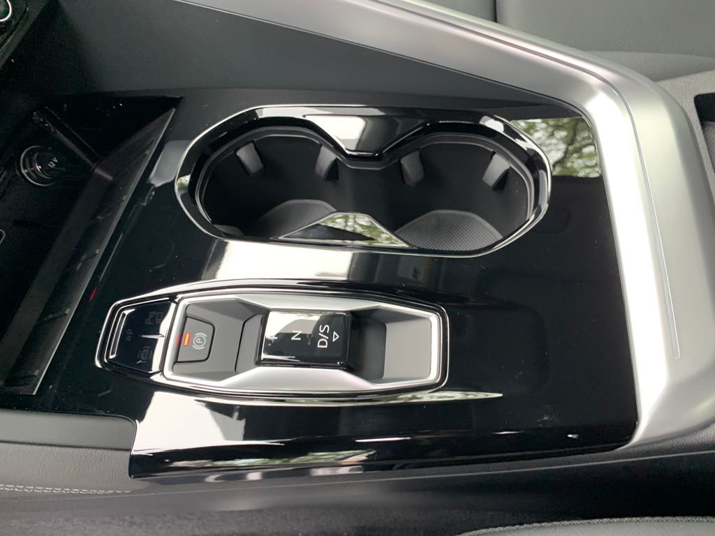 Thumbnail: 2025 Audi Q5 - 18