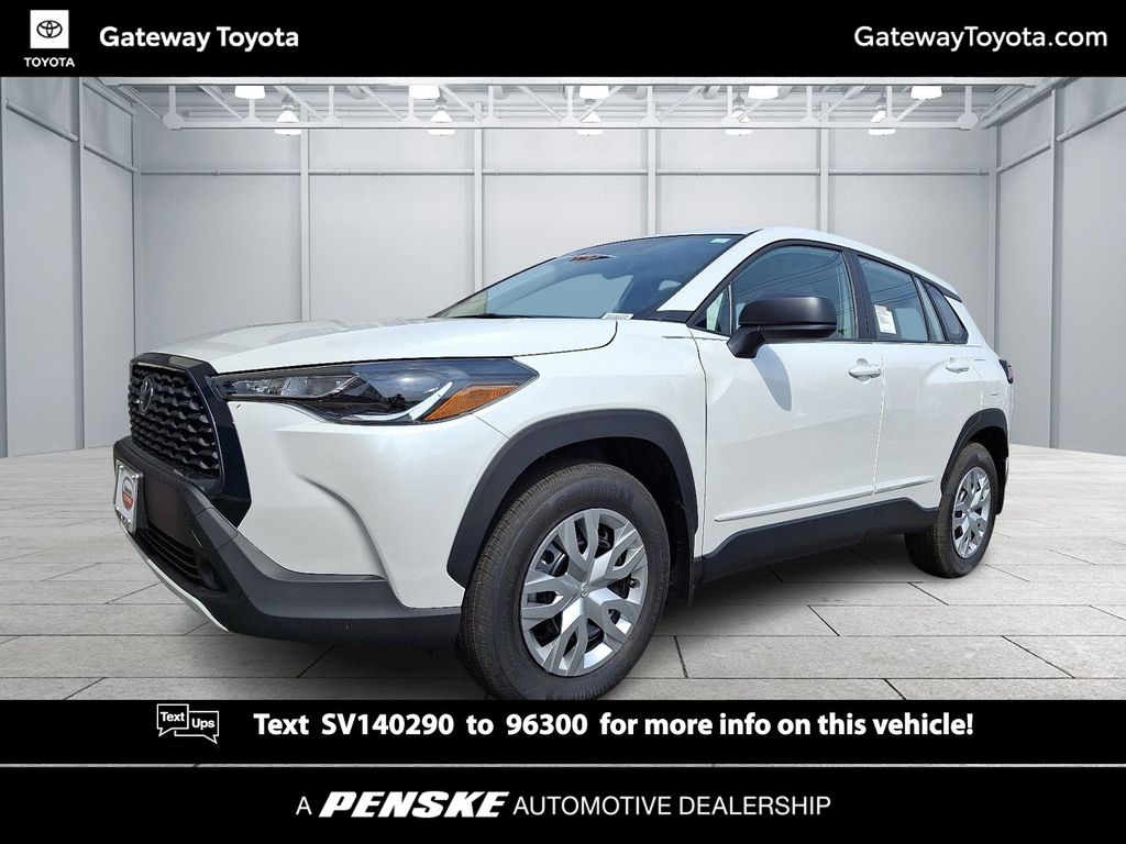 2025 Toyota Corolla Cross L Hero Image
