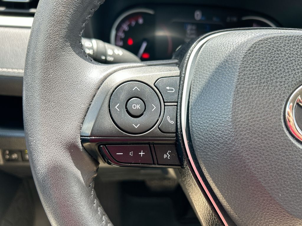 Thumbnail: 2023 Toyota RAV4 - 16