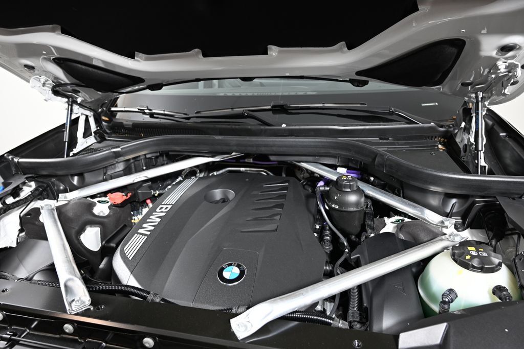 2026 BMW X7 xDrive40i 28