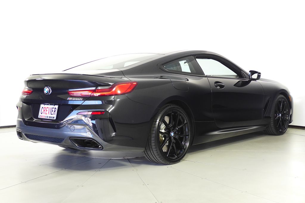 Thumbnail: 2022 BMW 8 Series - 6