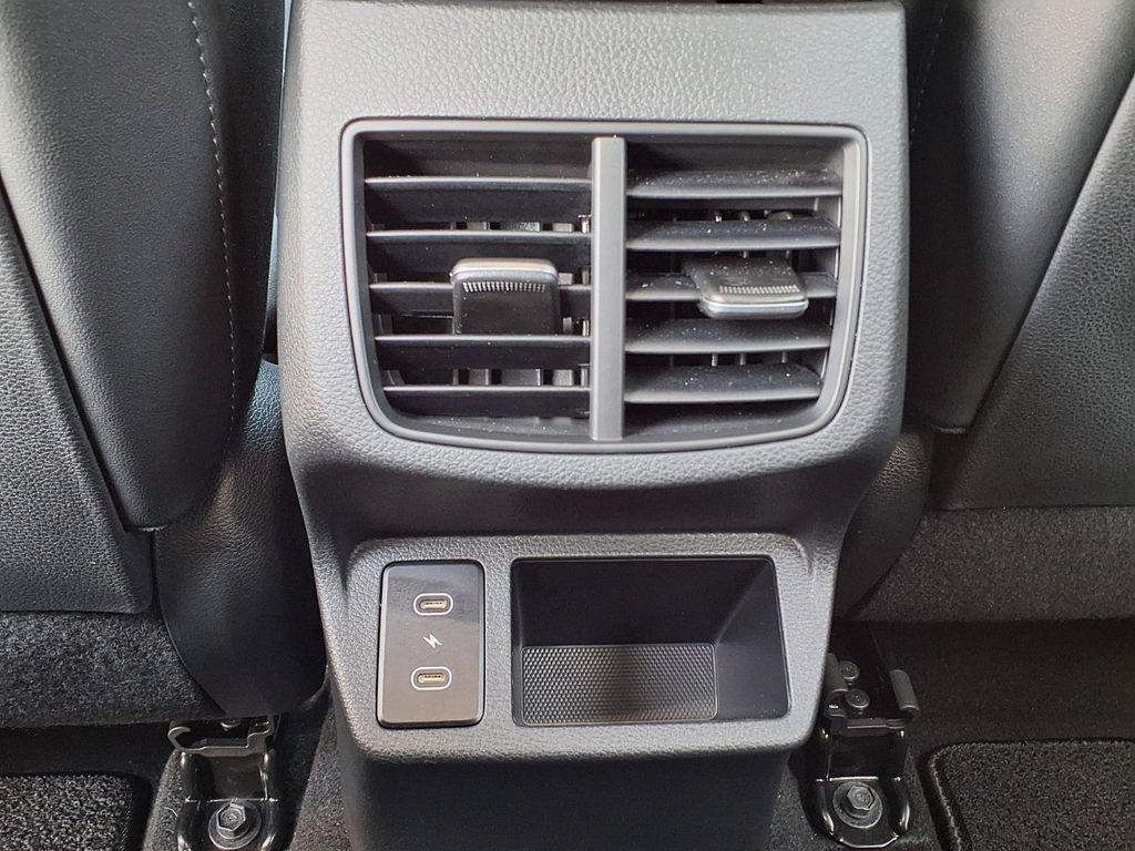 Used 2024 Kia Seltos SUV
