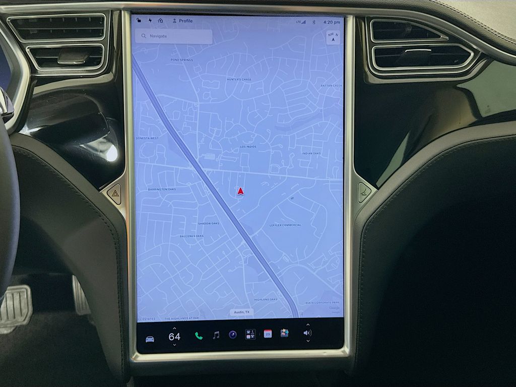 Thumbnail: 2014 Tesla Model S - 13
