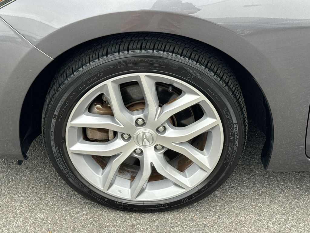 2020 Acura ILX  10