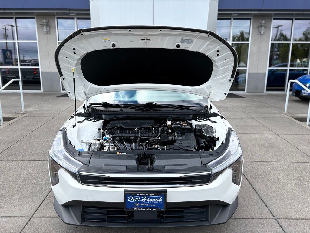 2025 Kia K4 LX