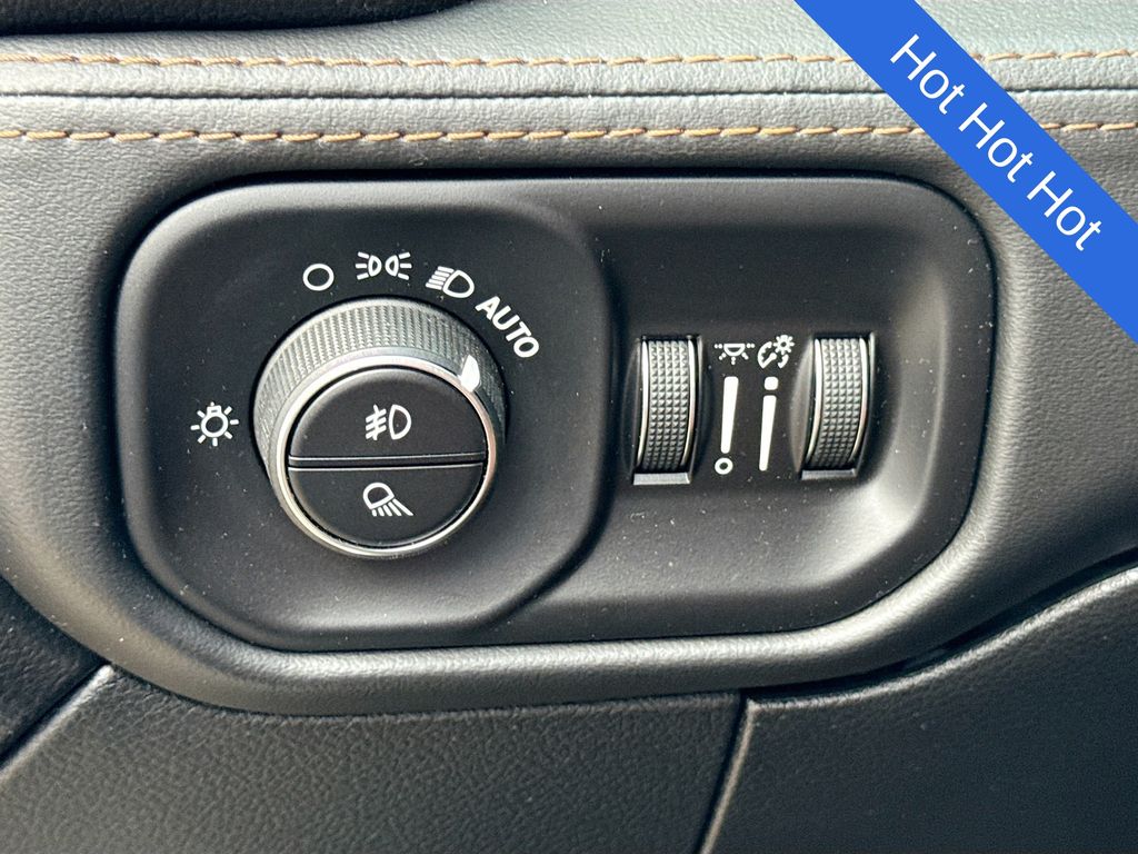 2020 RAM Ram 3500 Pickup Longhorn - Photo 10