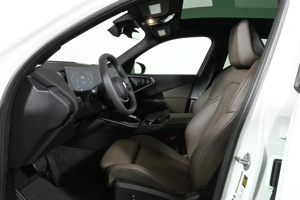 Thumbnail: 2025 BMW X3 - 3