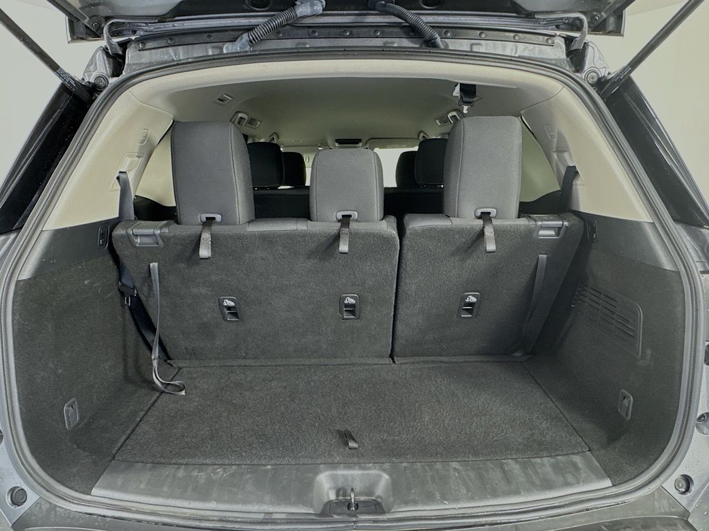 Used Car 2024 Nissan Pathfinder  Sv For Sale Under $30,000 In Austin, Texas
