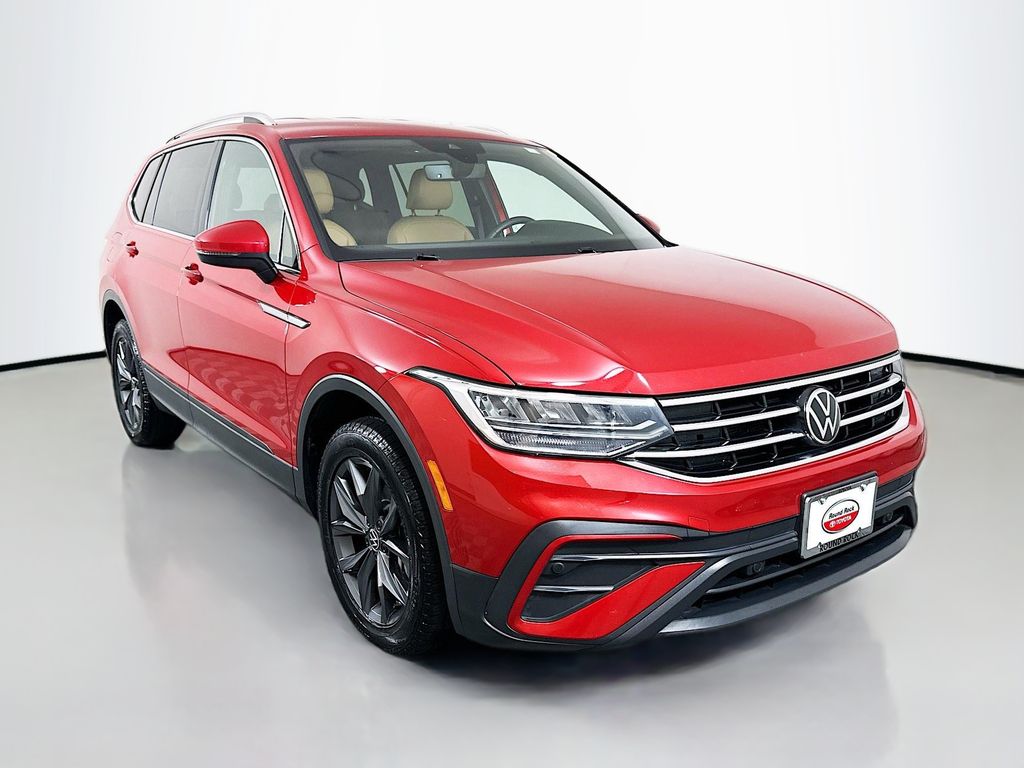 Thumbnail: 2024 Volkswagen Tiguan - 3