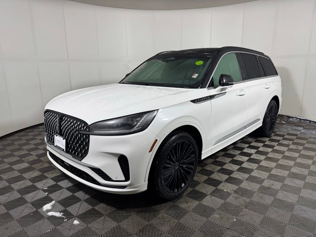 White Metallic 2025 Lincoln Aviator Black Label AWD SUV / Crossover All-Wheel Drive Automatic