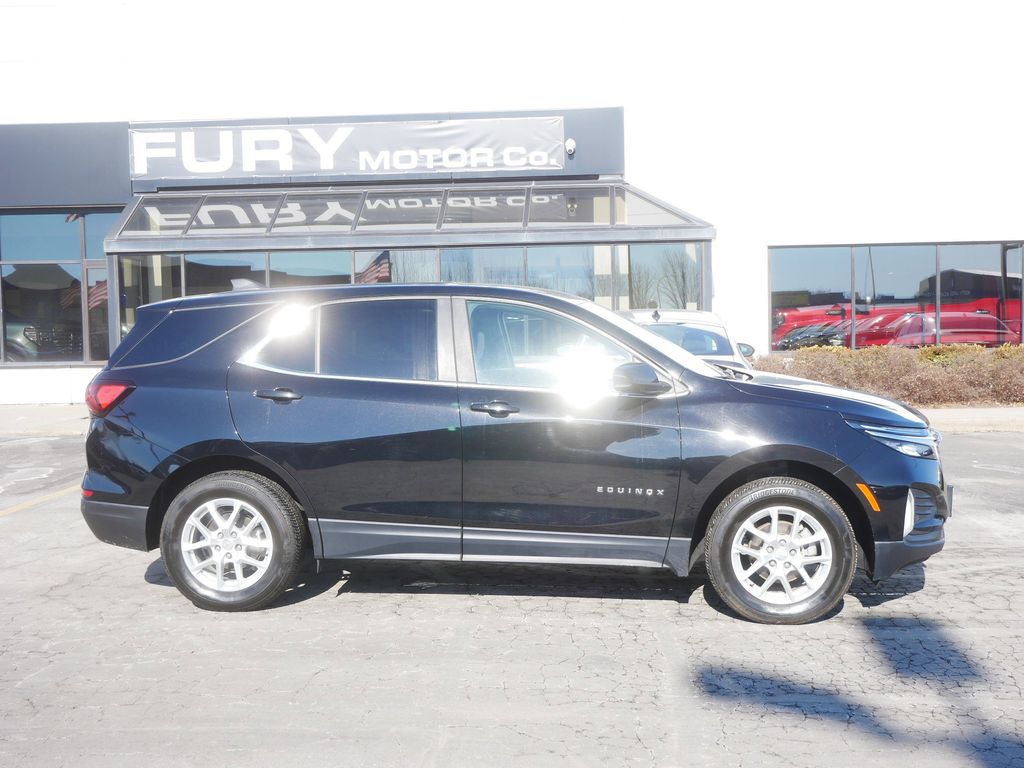 2022 Chevrolet Equinox LT AWD with 1LT