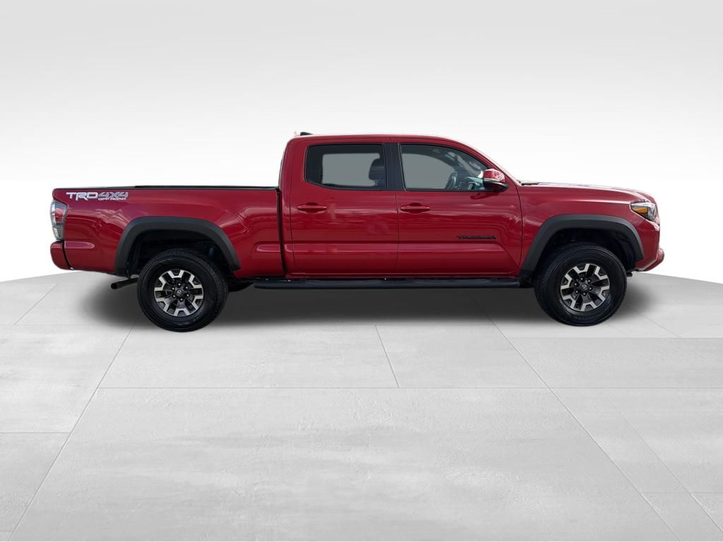 Thumbnail: 2022 Toyota Tacoma - 6