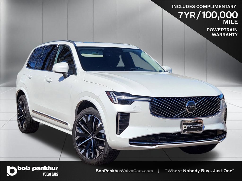 2025 Volvo XC90 2025.5 B6 Core