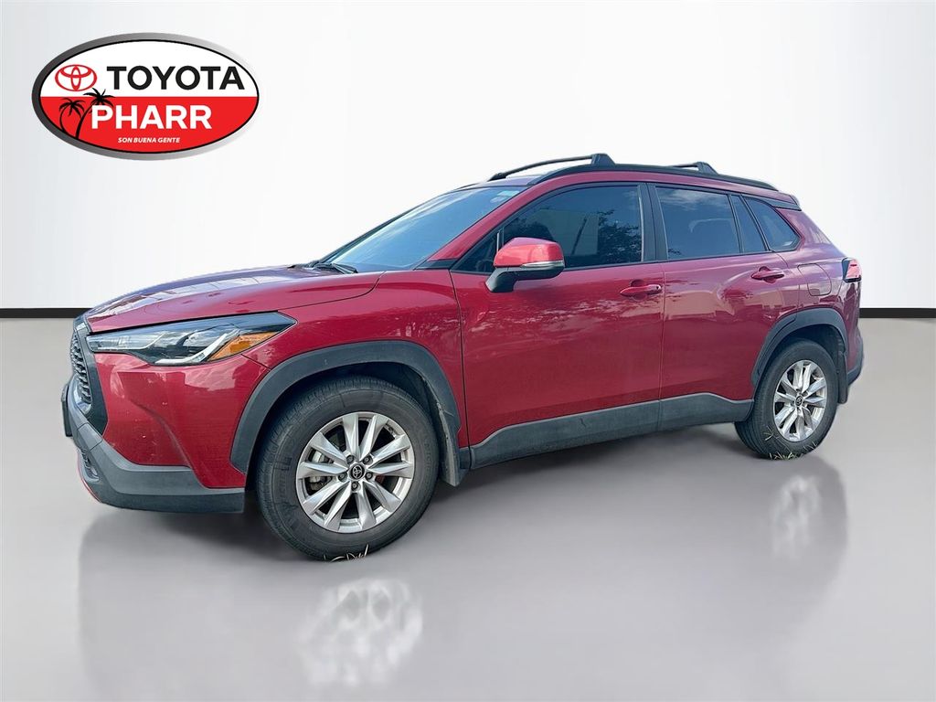  2024 Toyota Corolla Cross LE FWD   