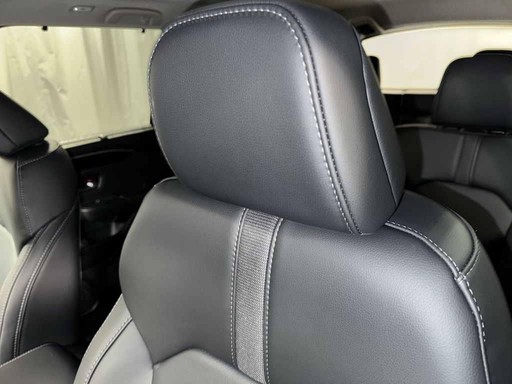 new 2025 Honda Pilot car, priced at $51,550