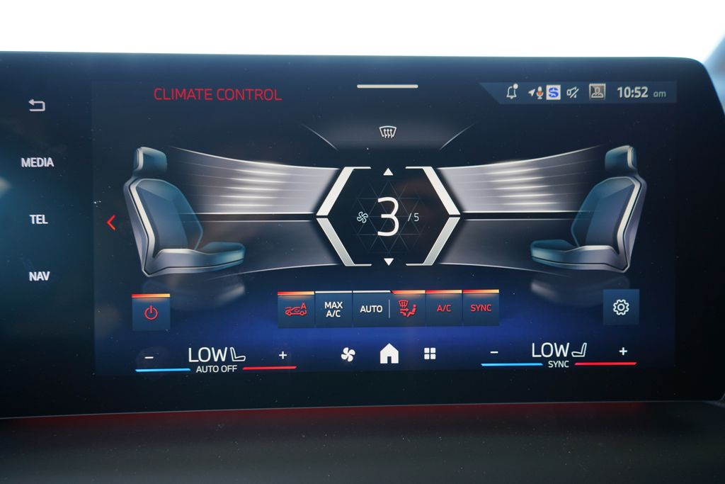 Thumbnail: 2026 BMW 2 Series - 17