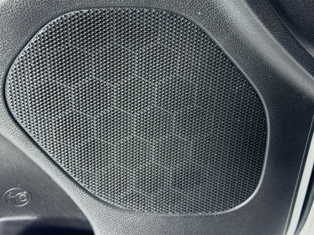 Used Car 2020 Jeep Grand Cherokee  Overland For Sale Under $30,000 In Austin, Texas