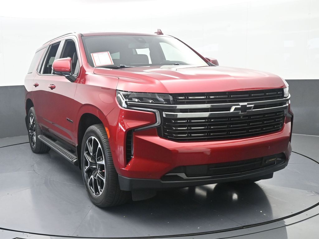 Used 2022 Cherry Red Tintcoat Chevrolet RST image 9