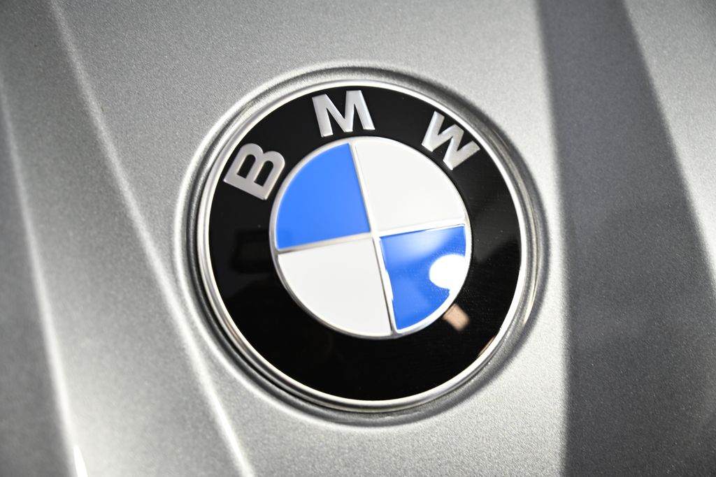 Thumbnail: 2025 BMW X3 - 13