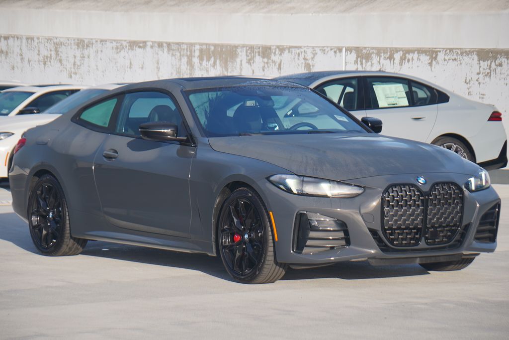 Thumbnail: 2026 BMW 4 Series - 3