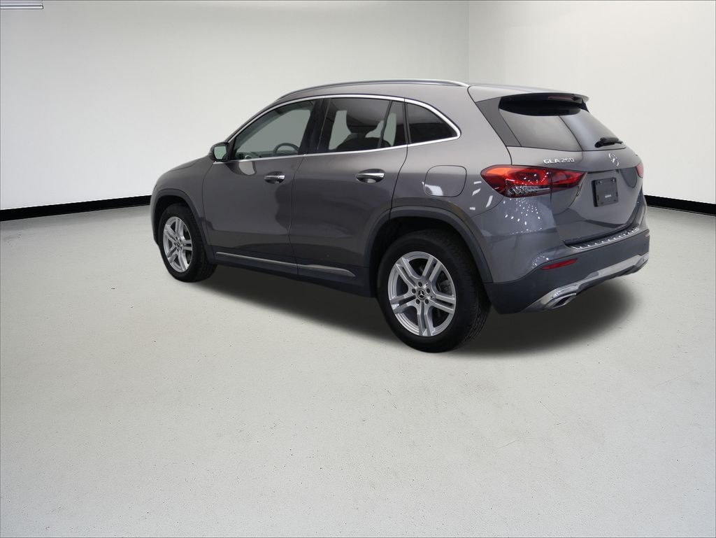 Thumbnail: 2023 Mercedes-Benz GLA - 3