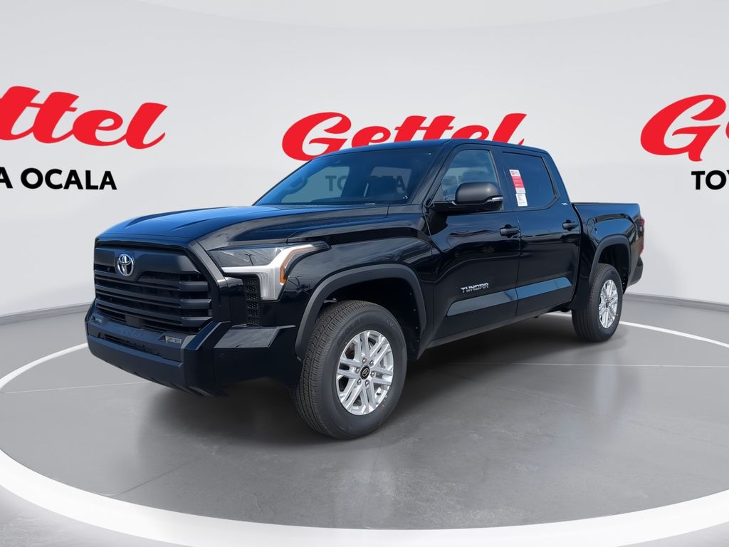 2025 Toyota Tundra SR5's photo