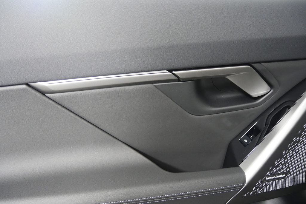 2026 BMW 5 Series 530i 13