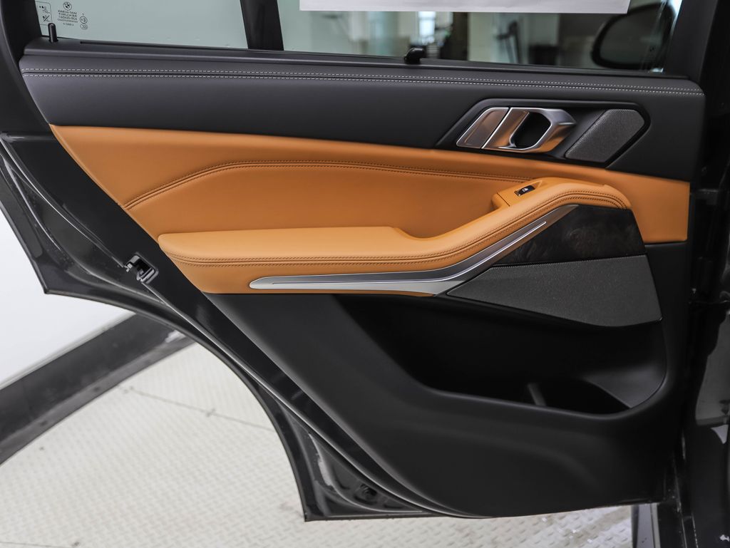 Thumbnail: 2026 BMW X5 - 20
