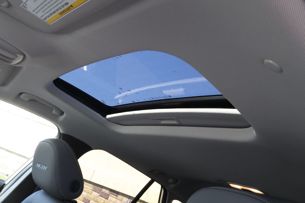 Thumbnail: 2026 Chevrolet Trax - 16