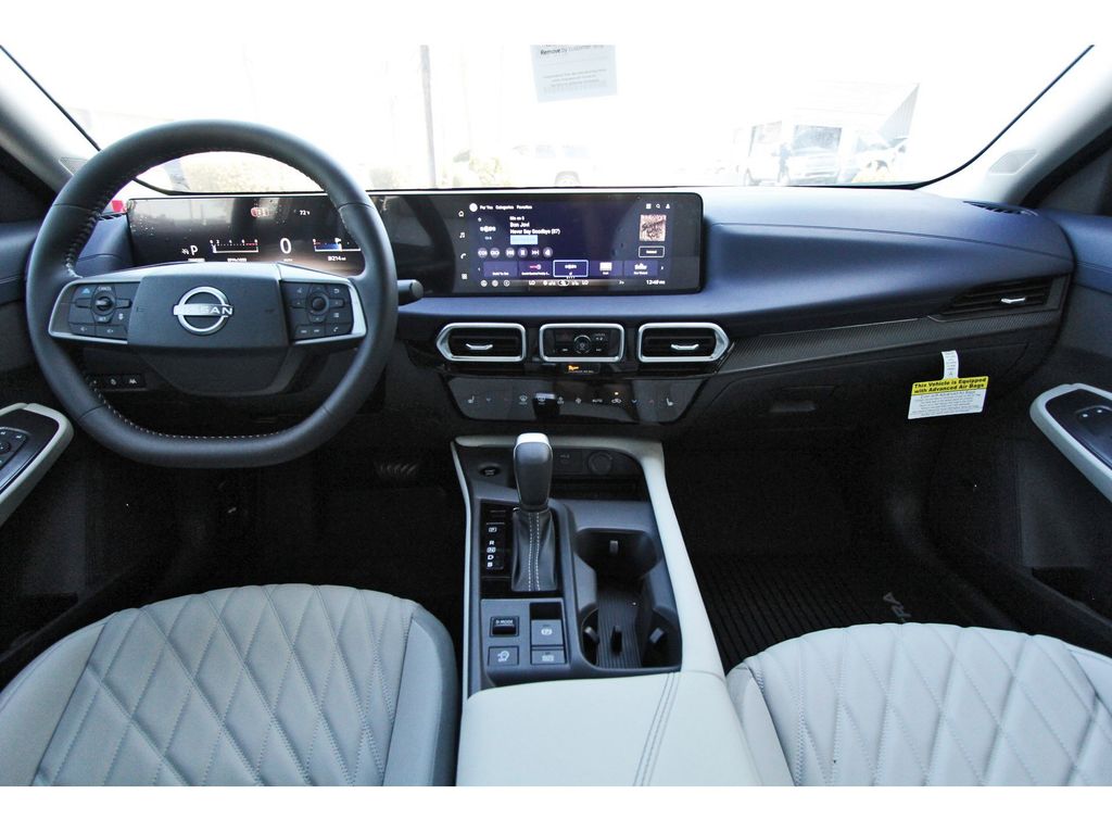 2026 Nissan Sentra SL - 8