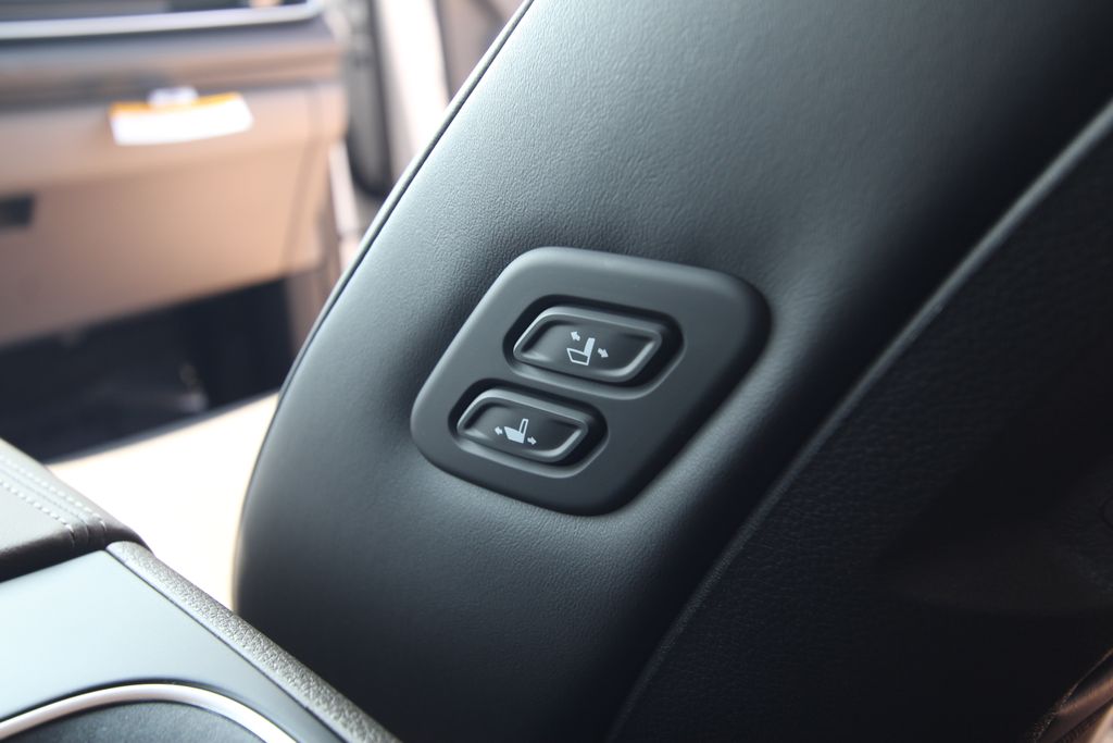 New 2027 Kia Carnival MPV Van