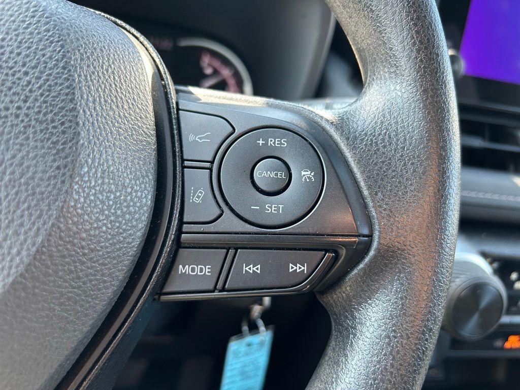 Thumbnail: 2024 Toyota RAV4 - 16