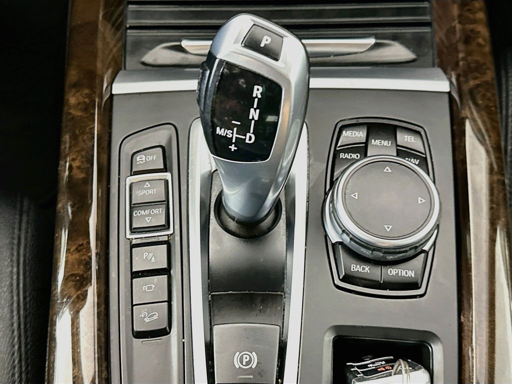 BMWX516