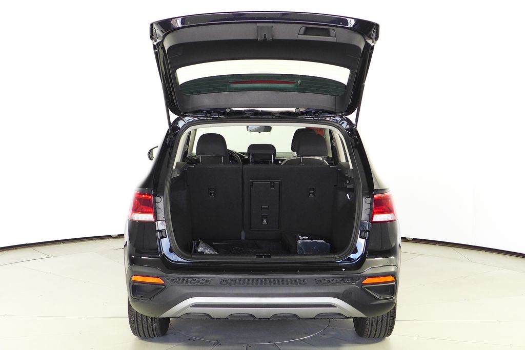 Thumbnail: 2024 Volkswagen Taos - 10