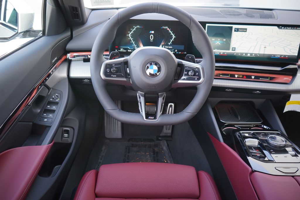 2025 BMW 5 Series 540i xDrive 16