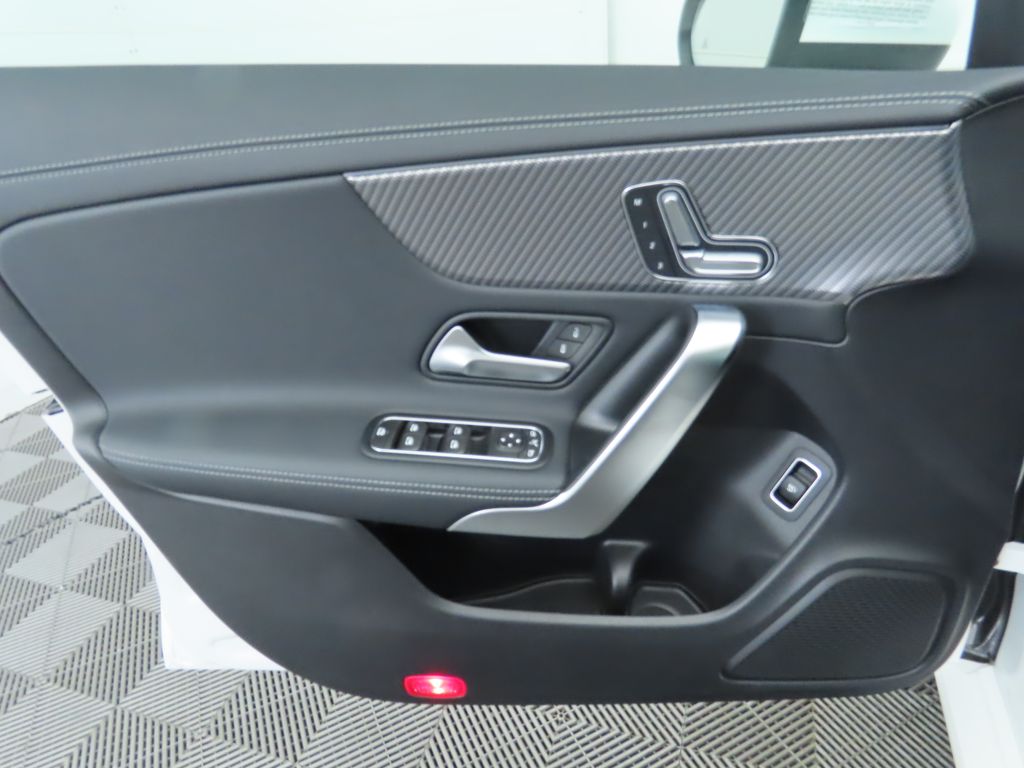 Thumbnail: 2025 Mercedes-Benz CLA - 25