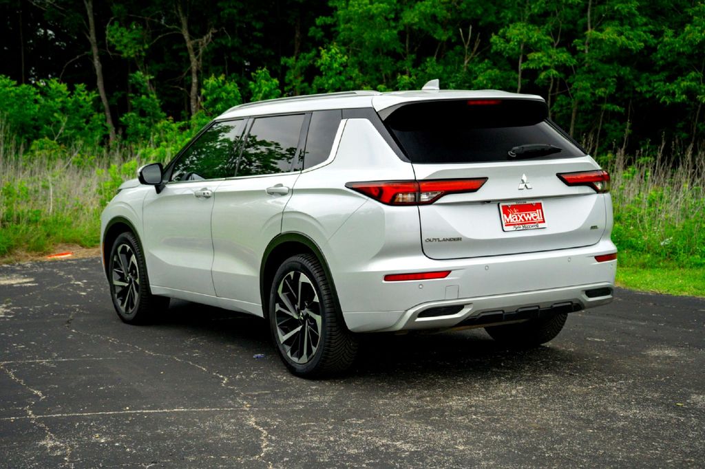 Used Car 2023 Mitsubishi Outlander  Ot45-m For Sale Under $25,000 In Taylor, Texas