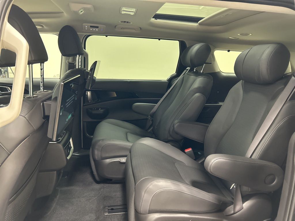 new 2026 Kia Carnival car, priced at $54,385