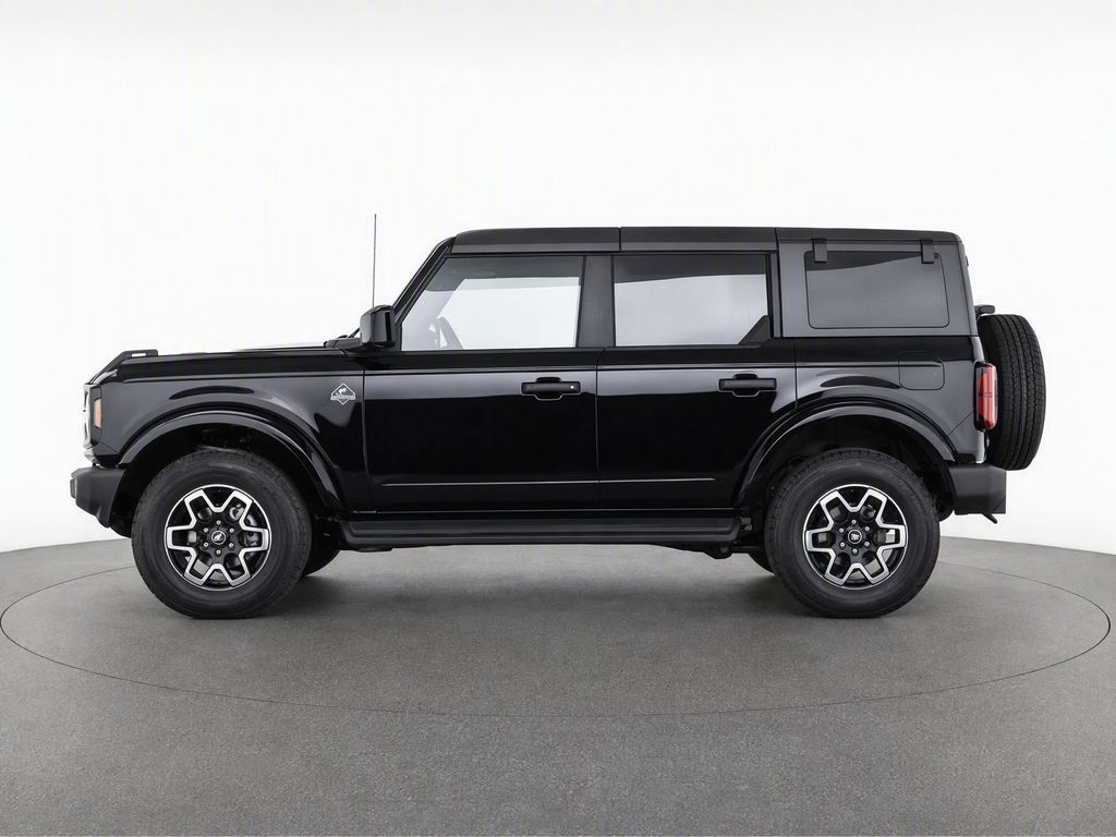 New 2026 Shadow Black Ford Outer Banks® image 7
