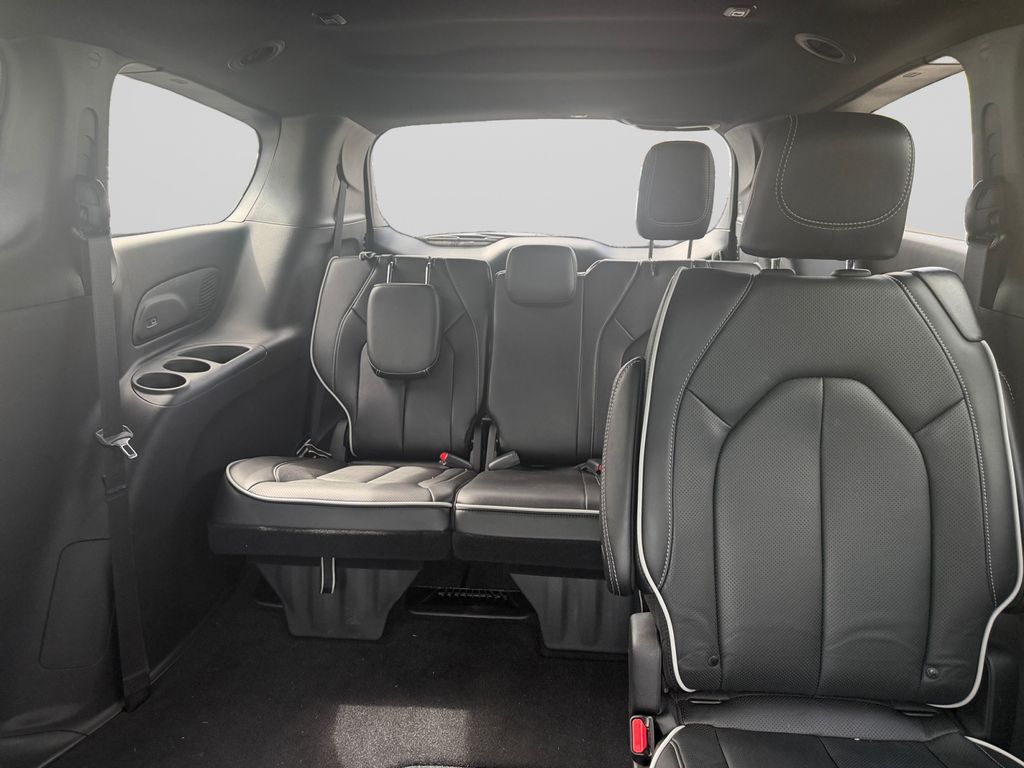 2026 Chrysler Pacifica Limited White at Honda North