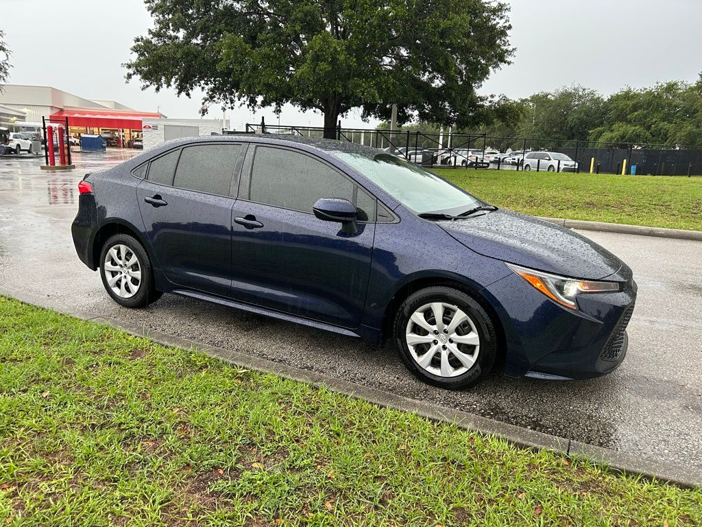 2022 Toyota Corolla LE 7