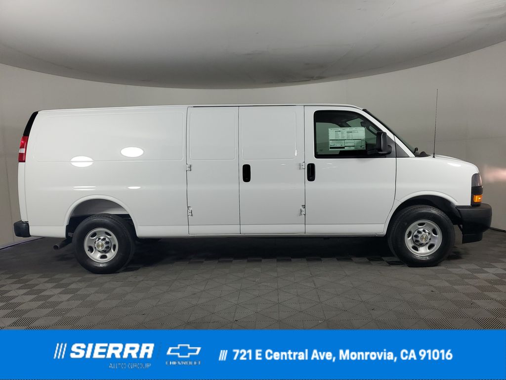 Summit White 2026 Chevrolet Express Cargo Van Rear-Wheel Drive