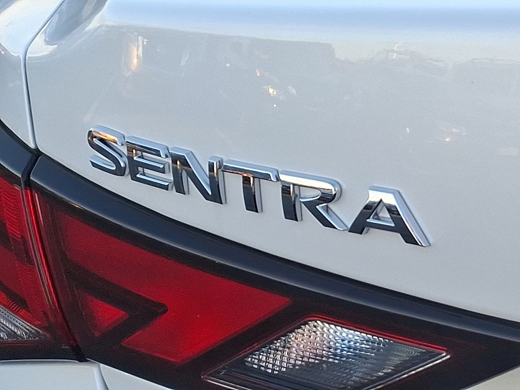 Thumbnail: 2025 Nissan Sentra - 5